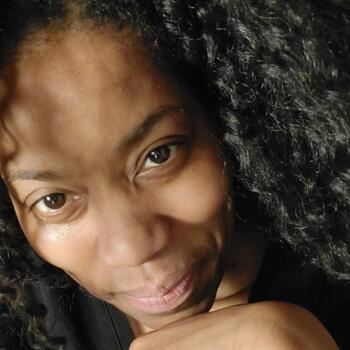 Babysitter in The Bronx: Shireen