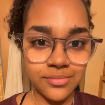 Babysitter in Strassen: Leana