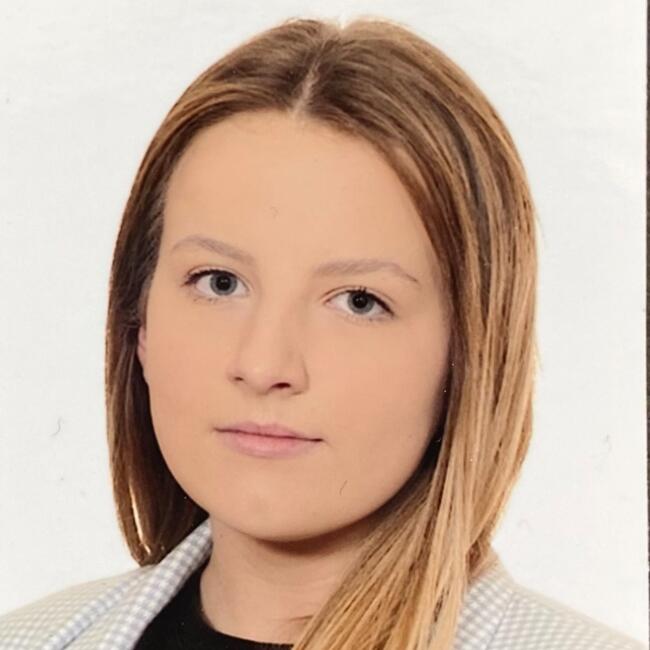 Opiekunka do dziecka w Prószków: Kinga