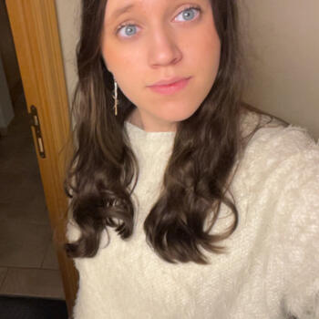 Babysitter in Lede: Aline