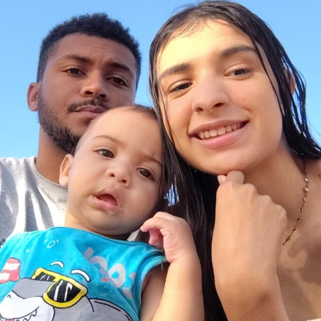 Emprego de babá em Goianésia: Wesly