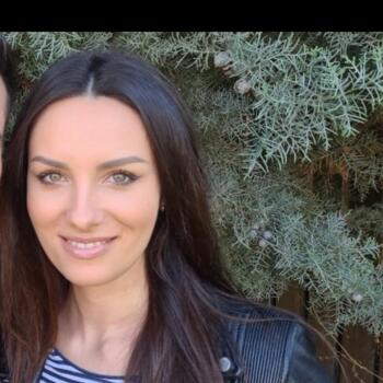 Job de babysitting în Agigea: Larisa