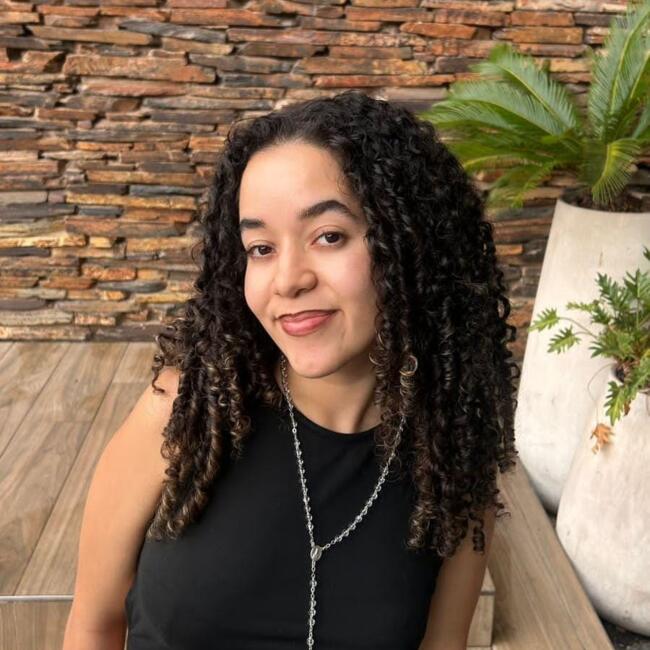 Babysitter in Braga: Alicia