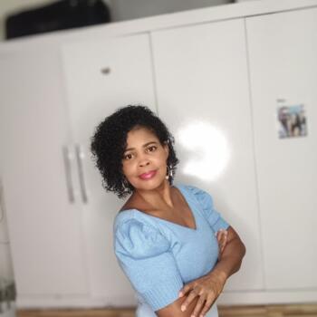 Babysitter in Salvador: Clevia
