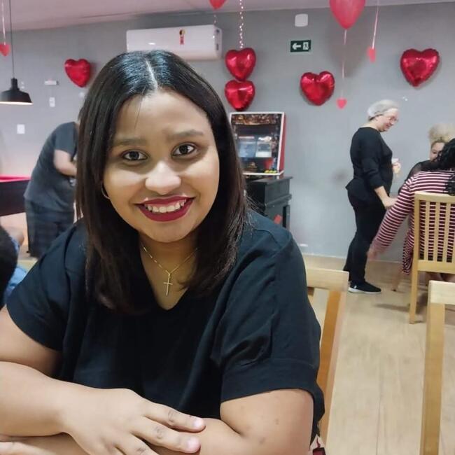 Babysitter in São João de Meriti: Célia Regina