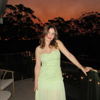 Babysitter in Sydney: Bethany