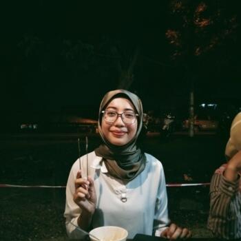 Pengasuh di Shah Alam: Nadia