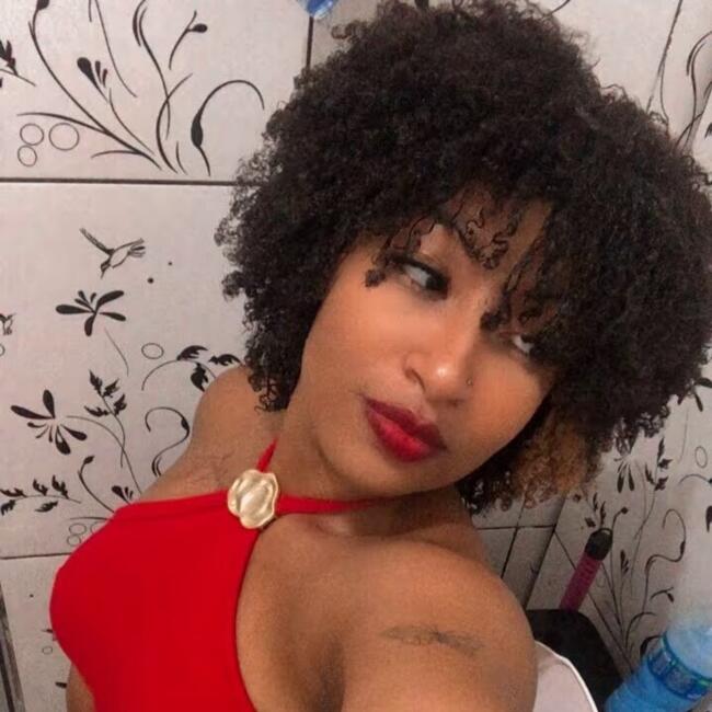 Babá em Camaçari: Lucrecia