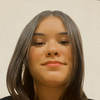 Babysitter in Curitiba: Gabrielly