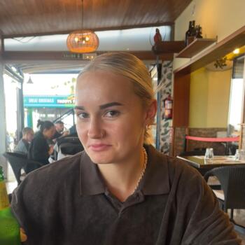 Babysitter in Sunderland: Isibeal