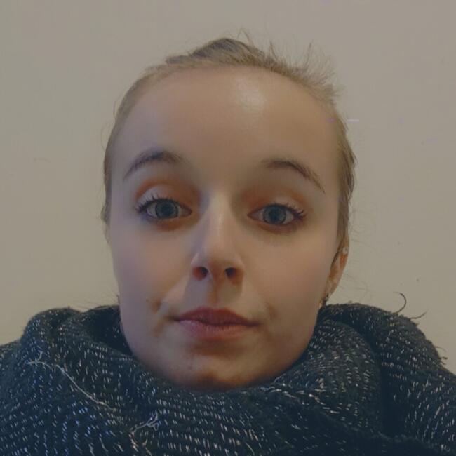 Babysitter in Paris: Maryne