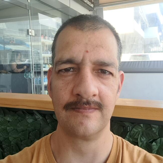 Babysitter in Nea Liosia: Ευάγγελος