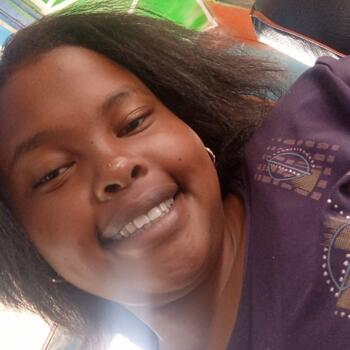 Babysitter Nairobi: Janet