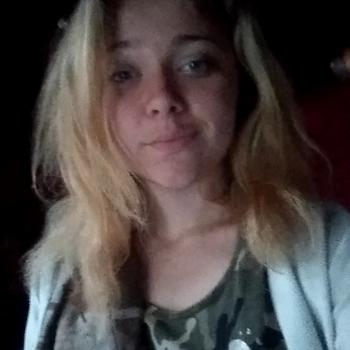 Baby-sitter in Herstal: Nathalie