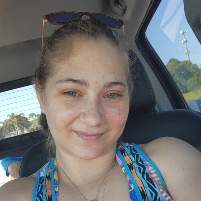 Babysitter in Port Saint Lucie: Marissa