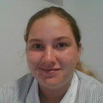 Babysitter in Hervey Bay: Jade
