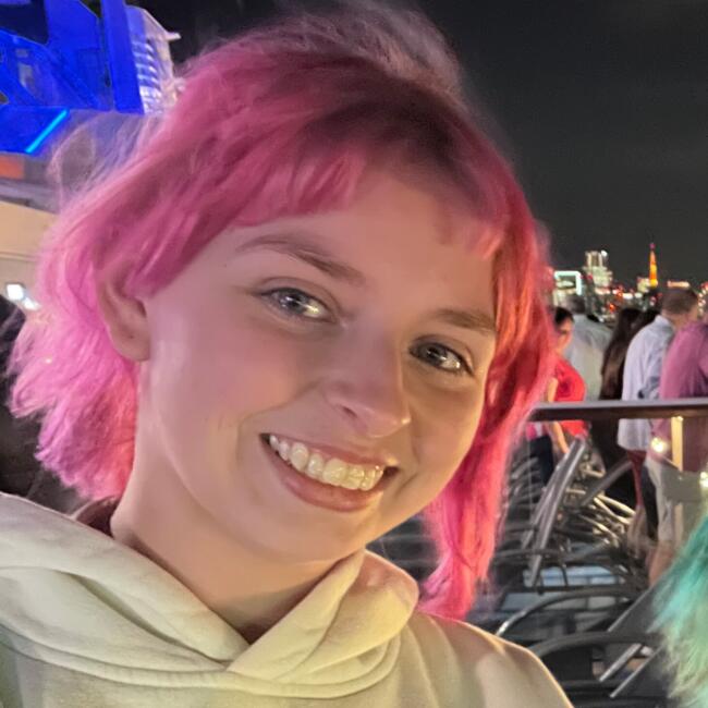 Babysitter in Brisbane: Emily