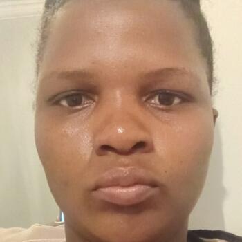 Nanny Johannesburg South: Happy