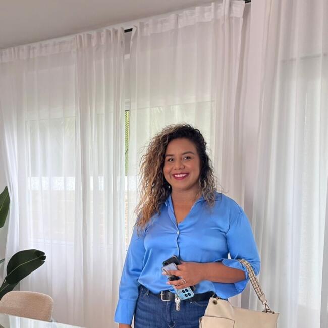 Babysitting job in Panama City: KATHERINE