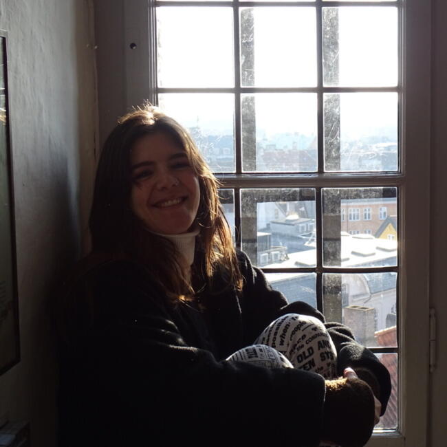 Babysitter in Vasilikón: Λαμπρινή