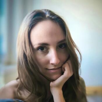 Bébiszitter Győr: Laura