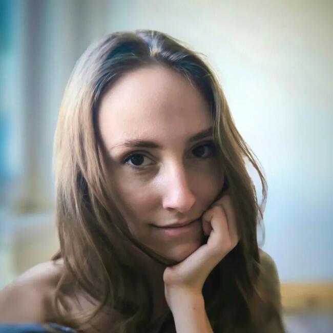 Bébiszitter Győr területén: Laura