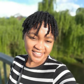 Babysitter in Potchefstroom: Angela