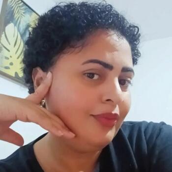 Babá em Balneário Camboriú: Deise