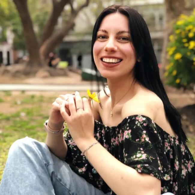 Babysitter in Buenos Aires: Yamila Ayelén