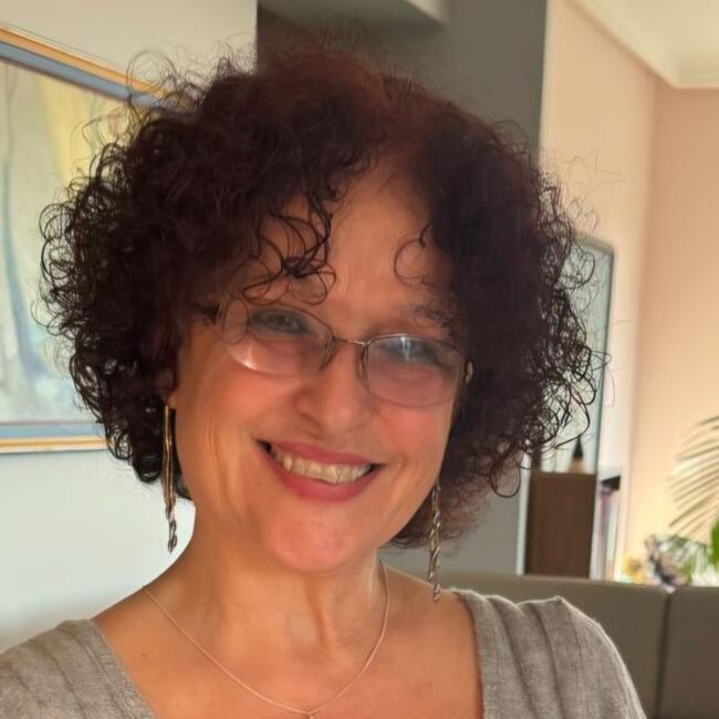 Baby-sitter in Montréal: Lindita