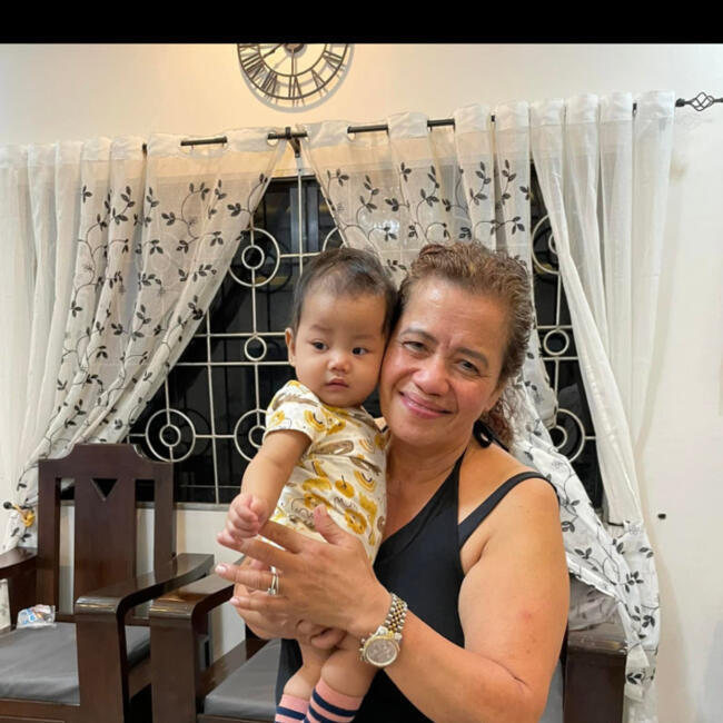 Nanny in Dublin: Gina