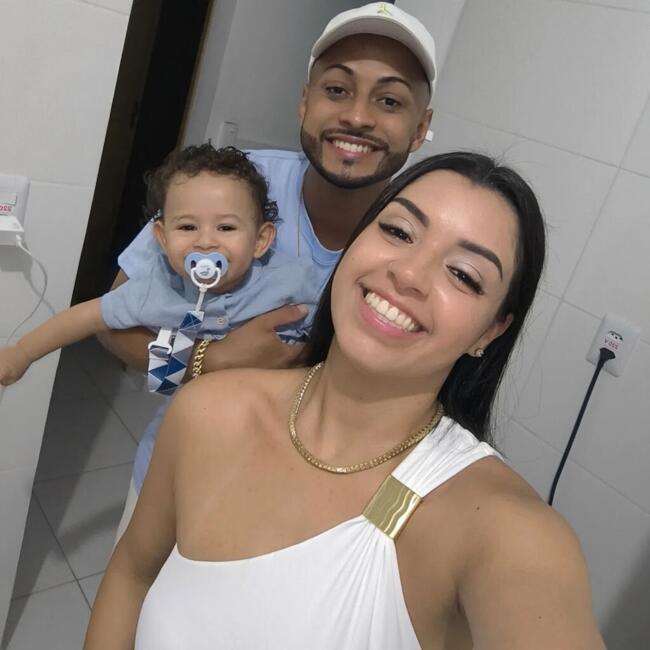 Emprego de babá em São Vicente: Sandrielly