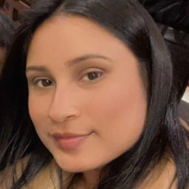 Babysitter in Chimbote: ANGIE KIARA