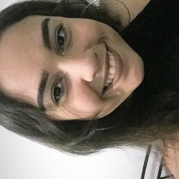 Babysitter Trafaria: Thaynara