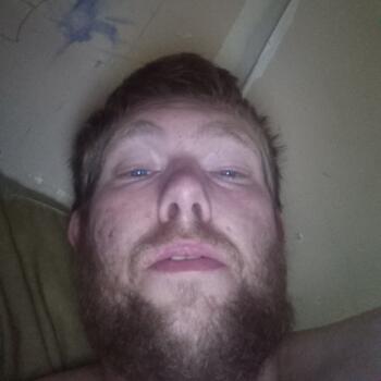 Babysitter in Rowe: Robert