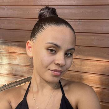 Babysitter in Orléans: Jade