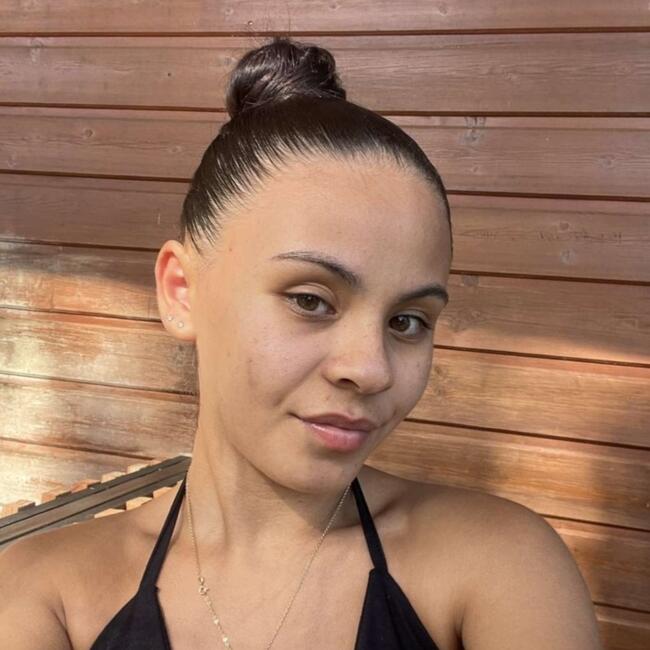 Babysitter in Orléans: Jade