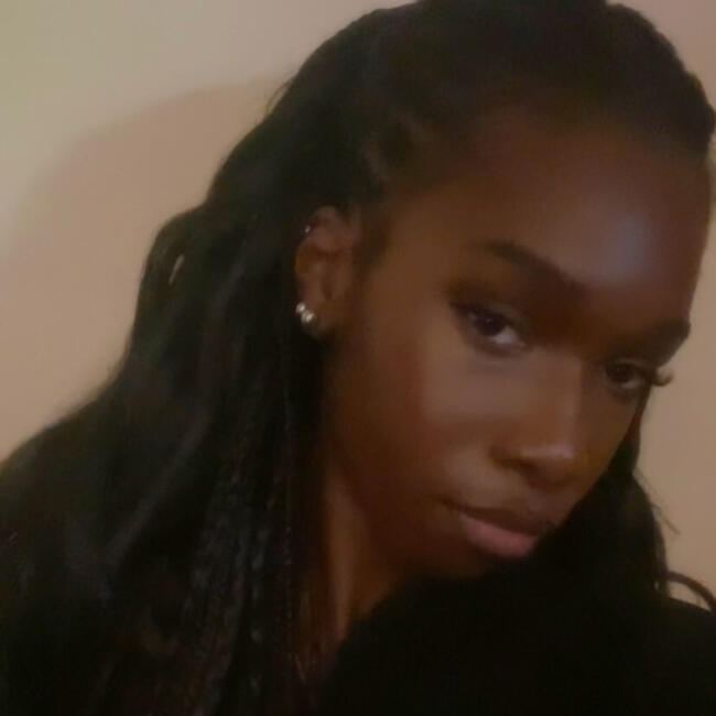 Babysitter in Créteil: Bintou