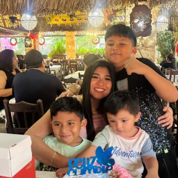 Babysitter Mérida: Yetzi Naomi