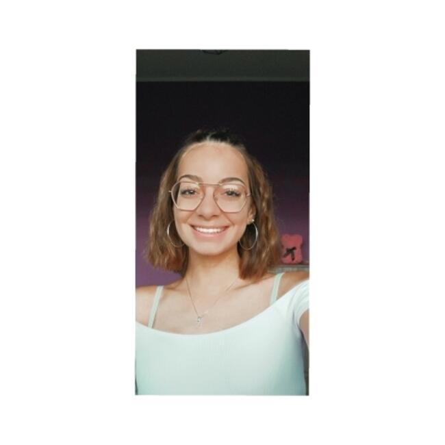 Baby-sitter in Charleroi: Fiona