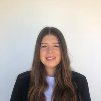 Babysitter em Tavira: Mariana