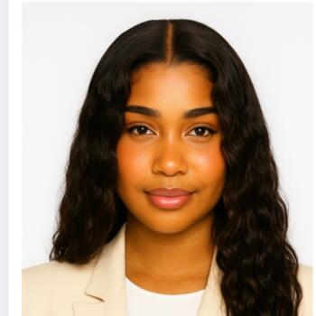 Babysitter in London: Kimiya