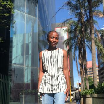 Babysitter in Randburg: Khanyi