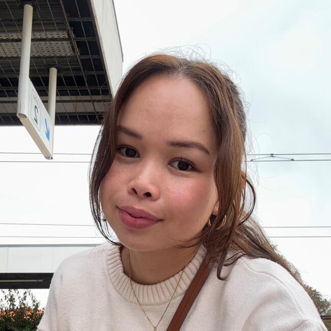 Babysitter em Cascais: Cherry Belle