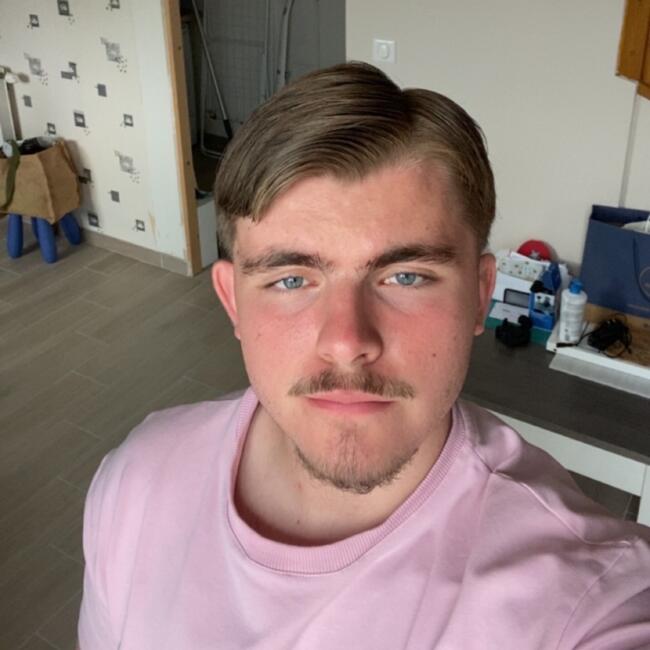 Babysitter in Saint-Vaast-lès-Mello: Mathis