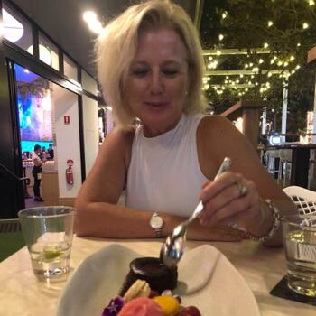 Babysitter Hervey Bay: Kim