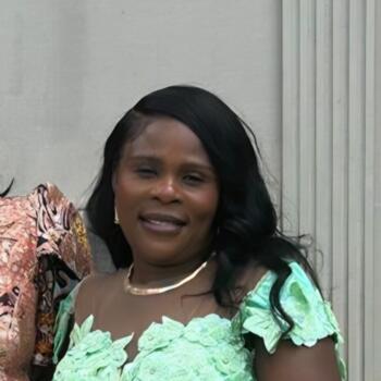 Babysitter in Camby: Anastasia