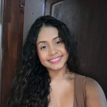 Babá em Belém: Leticia