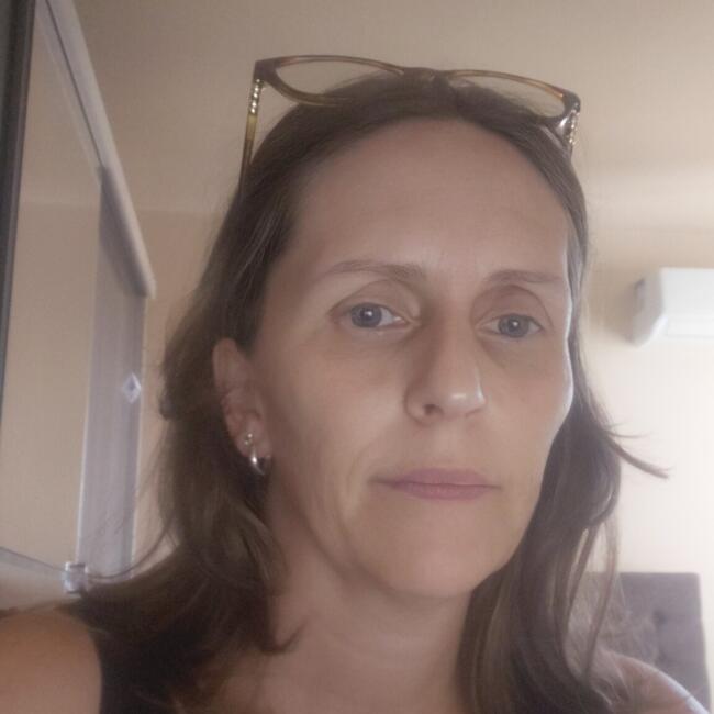 Babysitter in Santa Maria: Jaqueline