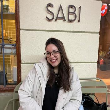 Babysitter in Granada: Claudia